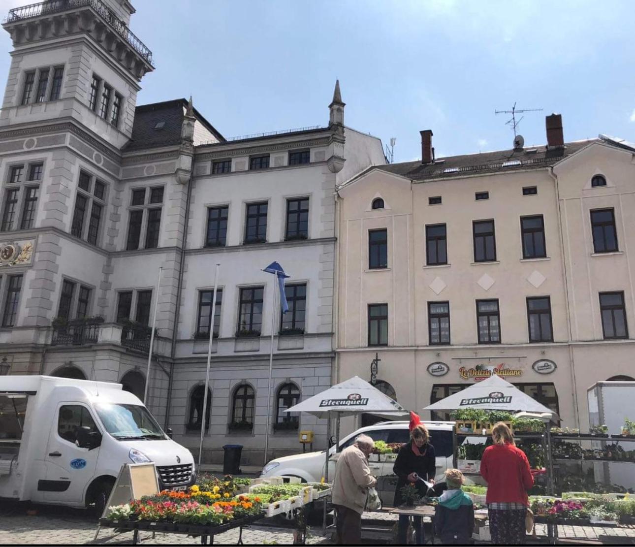 Kleinzimmer Am Markt Oelsnitz  المظهر الخارجي الصورة